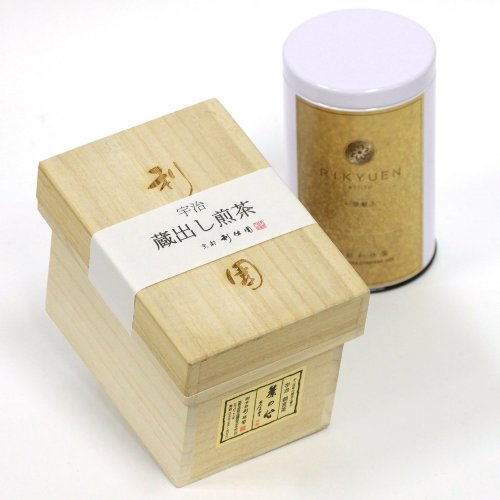一年寝かした上品な深みと香り、特別なギフトには持ってこいの【蔵出し宇治煎茶】